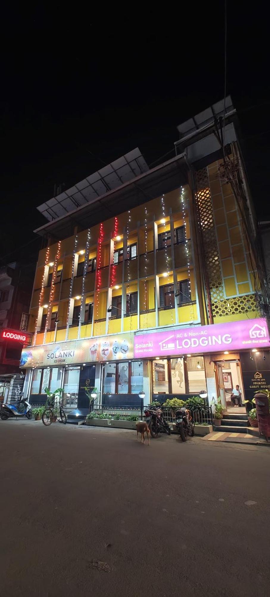 Solanki Guest House Kolhapur Eksteriør bilde