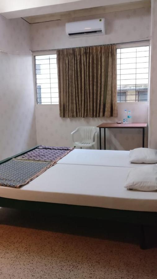 Solanki Guest House Kolhapur Eksteriør bilde