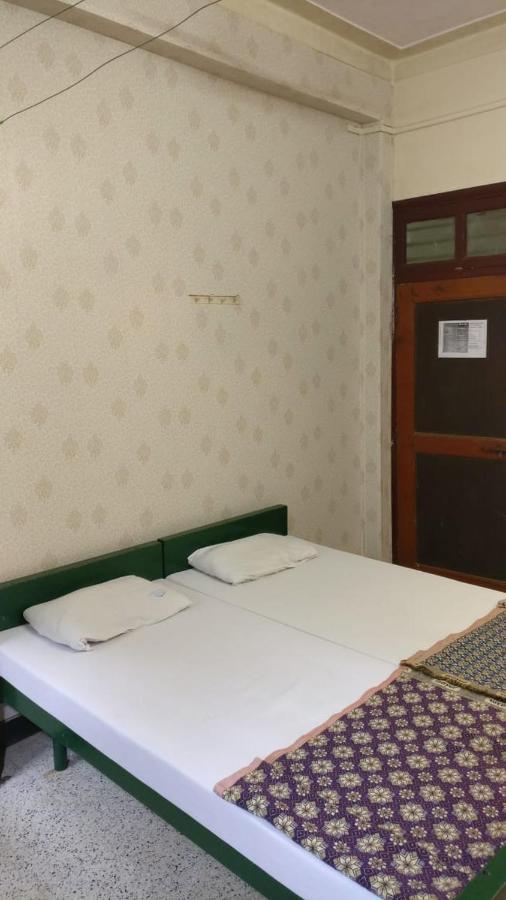Solanki Guest House Kolhapur Eksteriør bilde